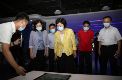 网聚奋进正能量 绘就最大同心圆——山东网络人士“喜迎二十大·同心跟党走”主题活动暨云计算装备技术服务研讨举办